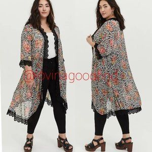 Torrid WHITE FLORAL LEOPARD CHIFFON KIMONO NWT sz L